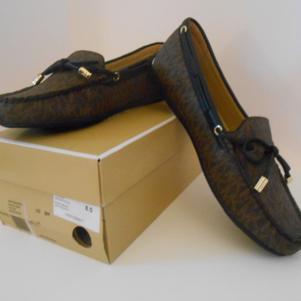 NIB Michael Kors Sutton Signature Logo Moccasin 8